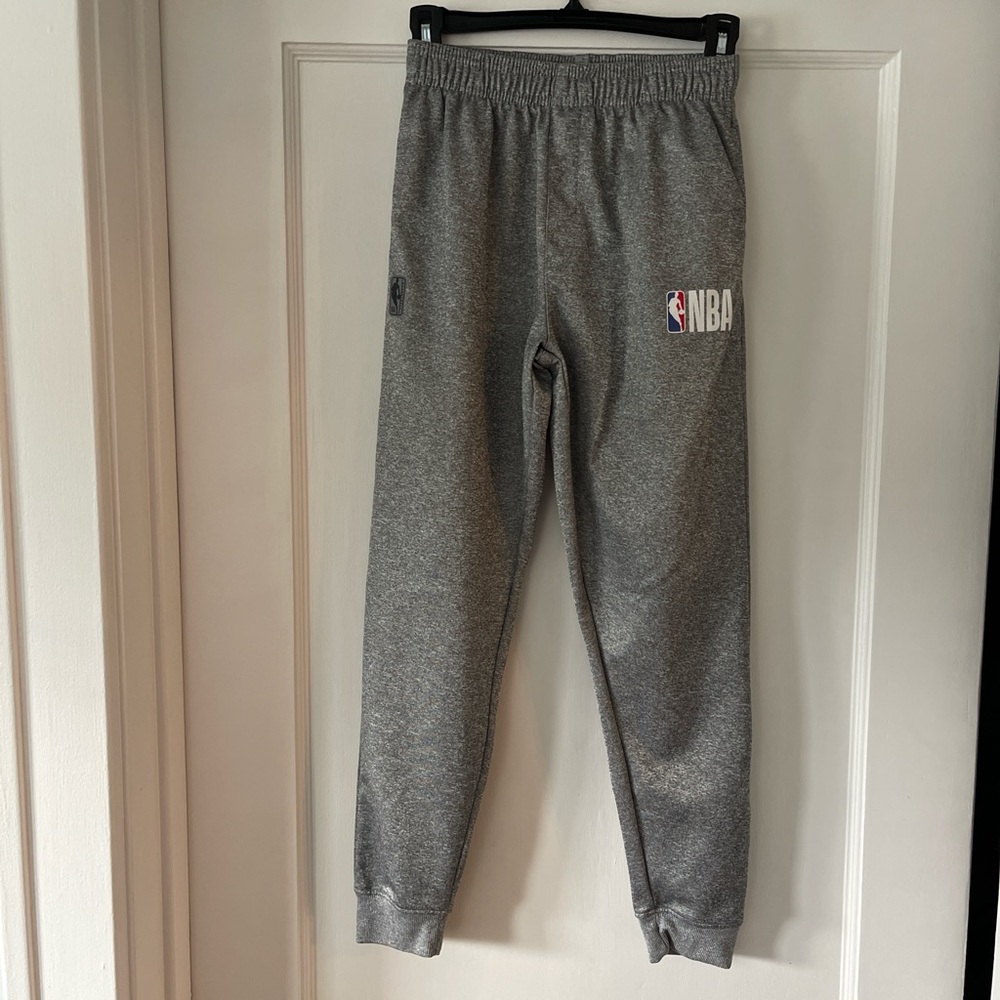 NBA Boys Gray Heathered Performance Jogger Pants Size 14-16 Basketball Sweats